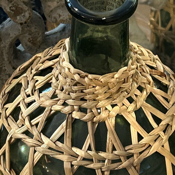 NEW! Mediterranean Woven Rattan Blue Glass Bottle Vase - Picture 2 of 6
